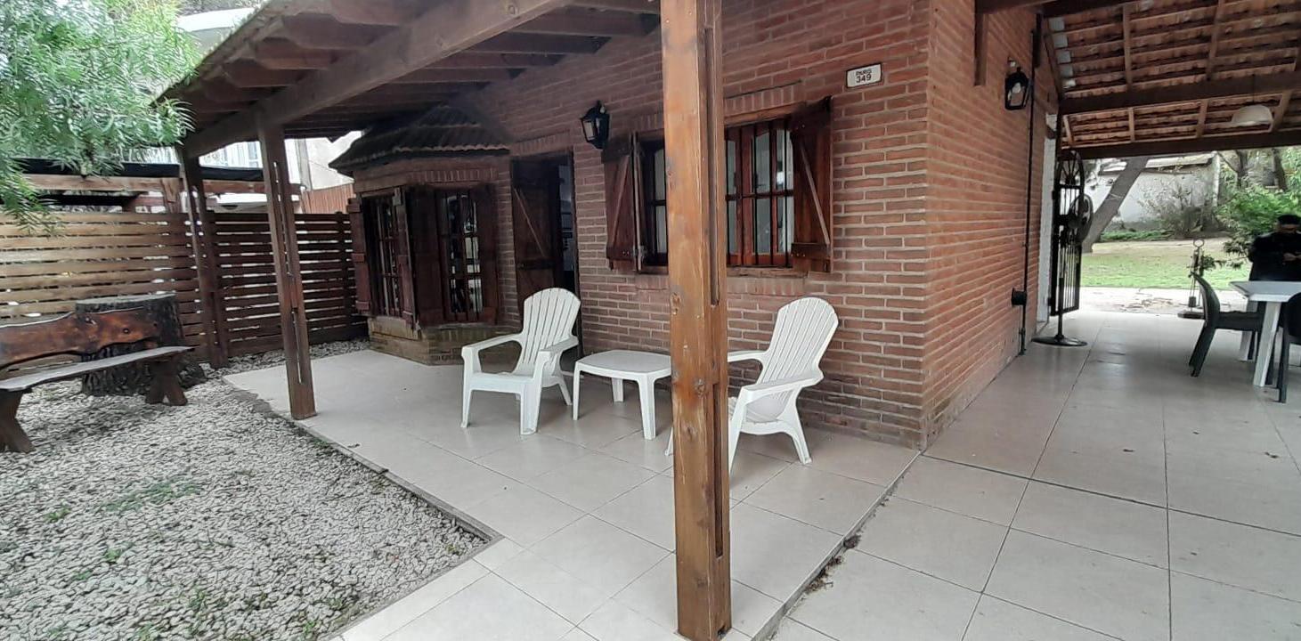 Foto de CASA EN MAR DE OSTENDE CON DOS LOTES AV.PARIS 349, imagen 2