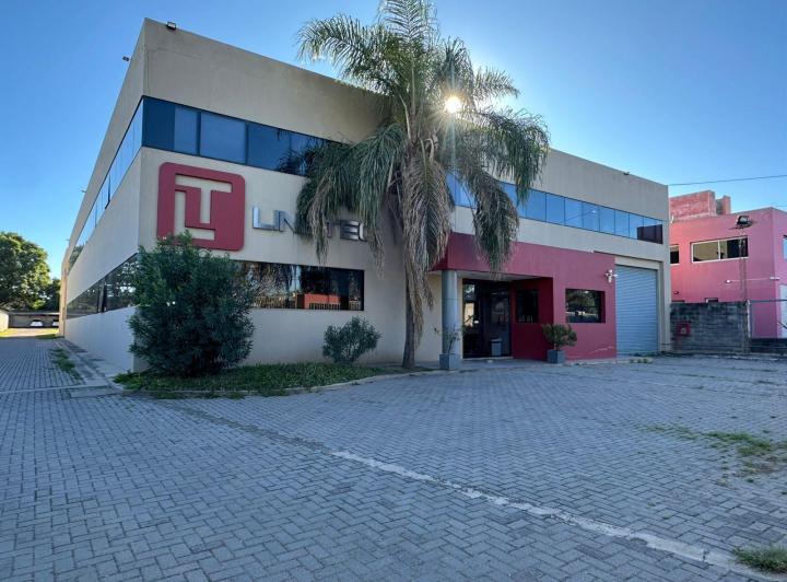 PLANTA OPERATIVA c/oficinas, galpones, sect productivos y administ Lista p/ reactivar operaciones!! 1