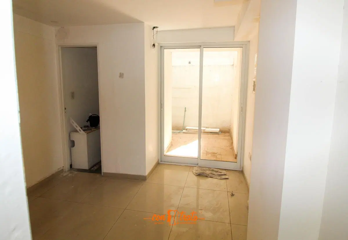 Local comercial 48 m2º en alquiler en Barrio General Paz | Vidriera y patio propio. 4