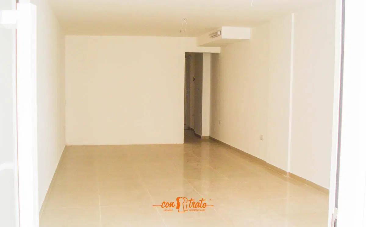 Local comercial 48 m2º en alquiler en Barrio General Paz | Vidriera y patio propio. 5