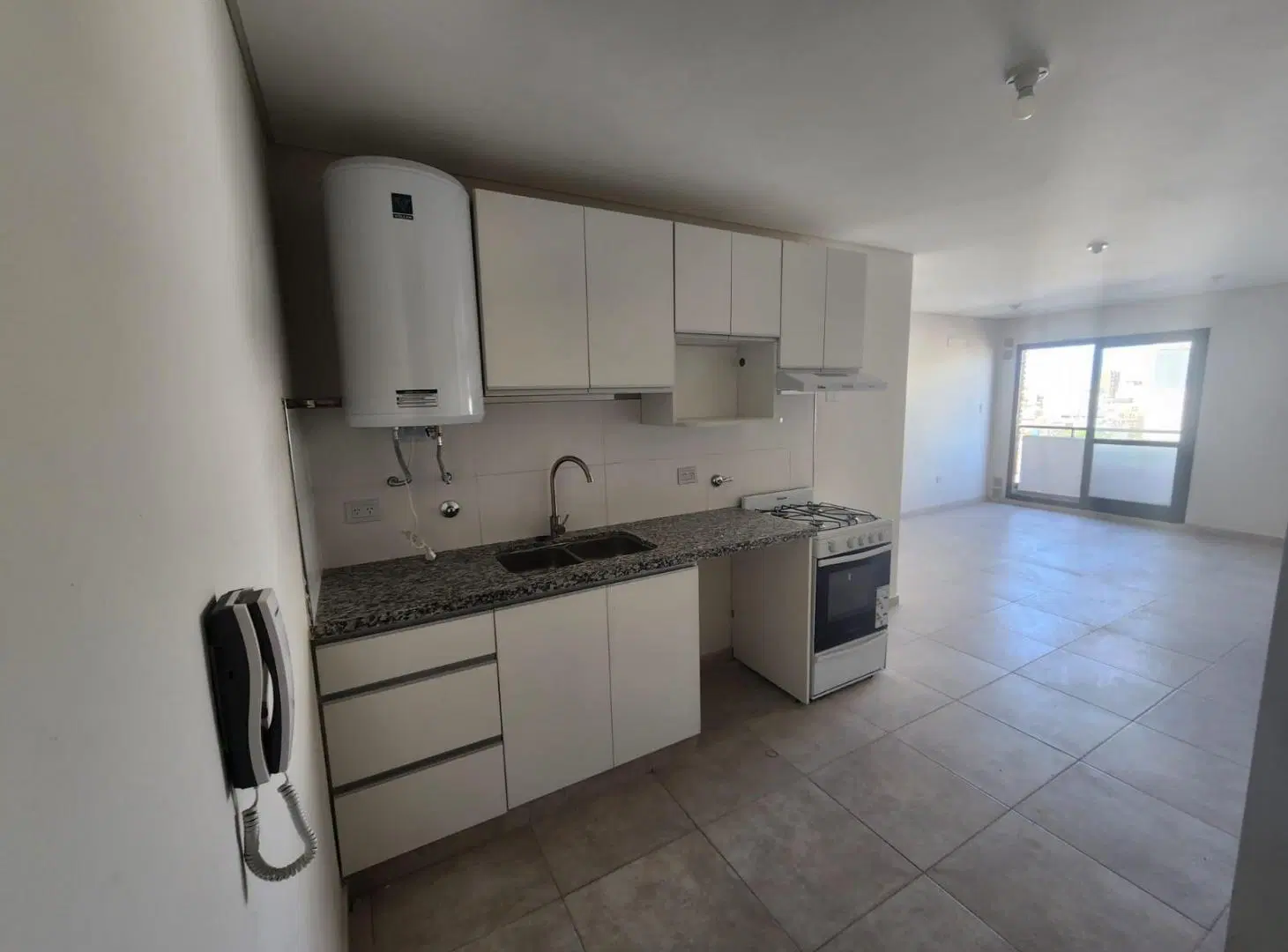 Departamento en Alto Alberdi 2 dormitorios con balcón  Terraza y apto CREDITO 3