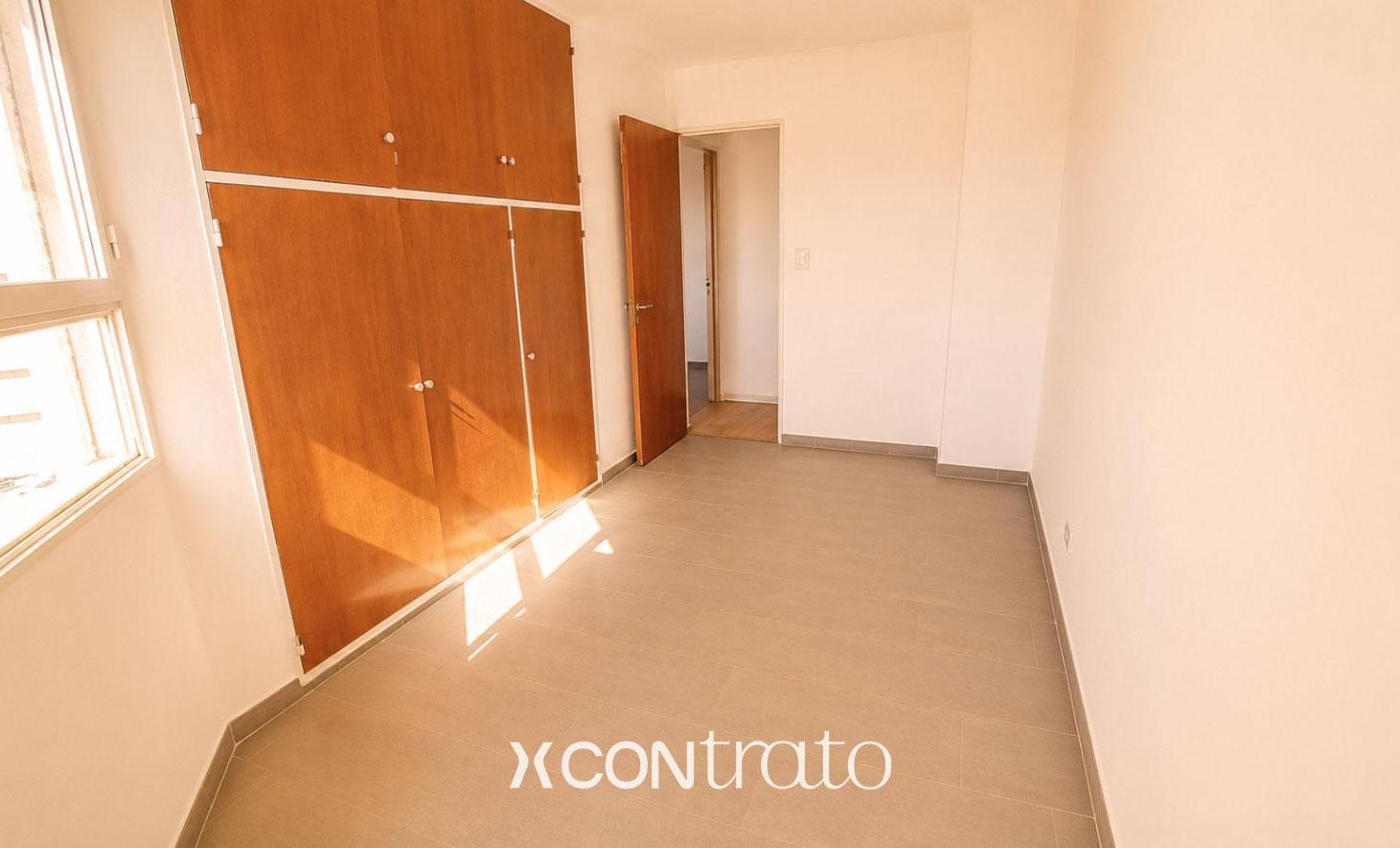 Foto de DEPARTAMENTO DE 2 DORMITORIOS CON COCHERA - Balcón – AV. PUEYRREDÓN AL, imagen 2