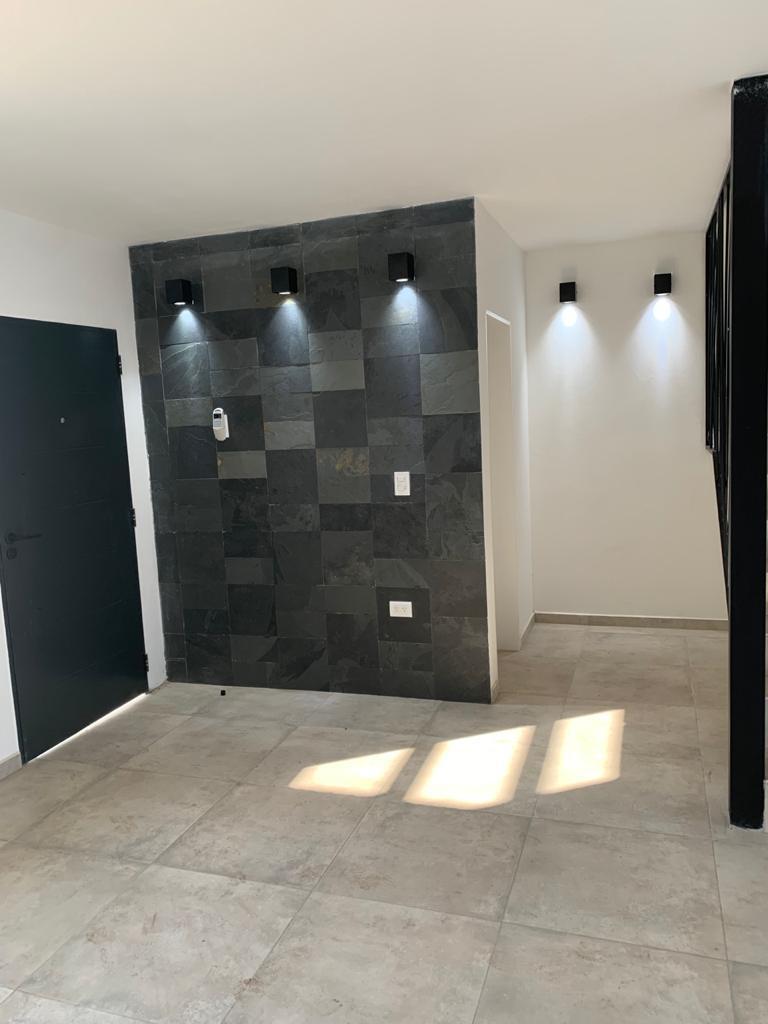 Foto de ALQUILO Dúplex 3 dorm. en DOCTA etapa 1 - 3 baños ingreso para vehículo, imagen 3