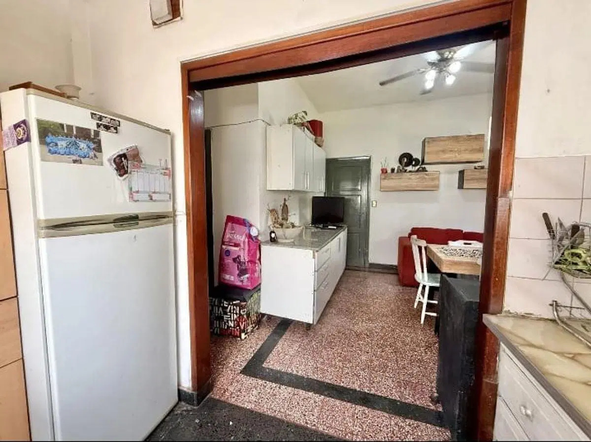 P.H en VENTA, Ramon Cabrero 2560, Lanus Este. 3 Ambientes, 2 dormitorios. 4