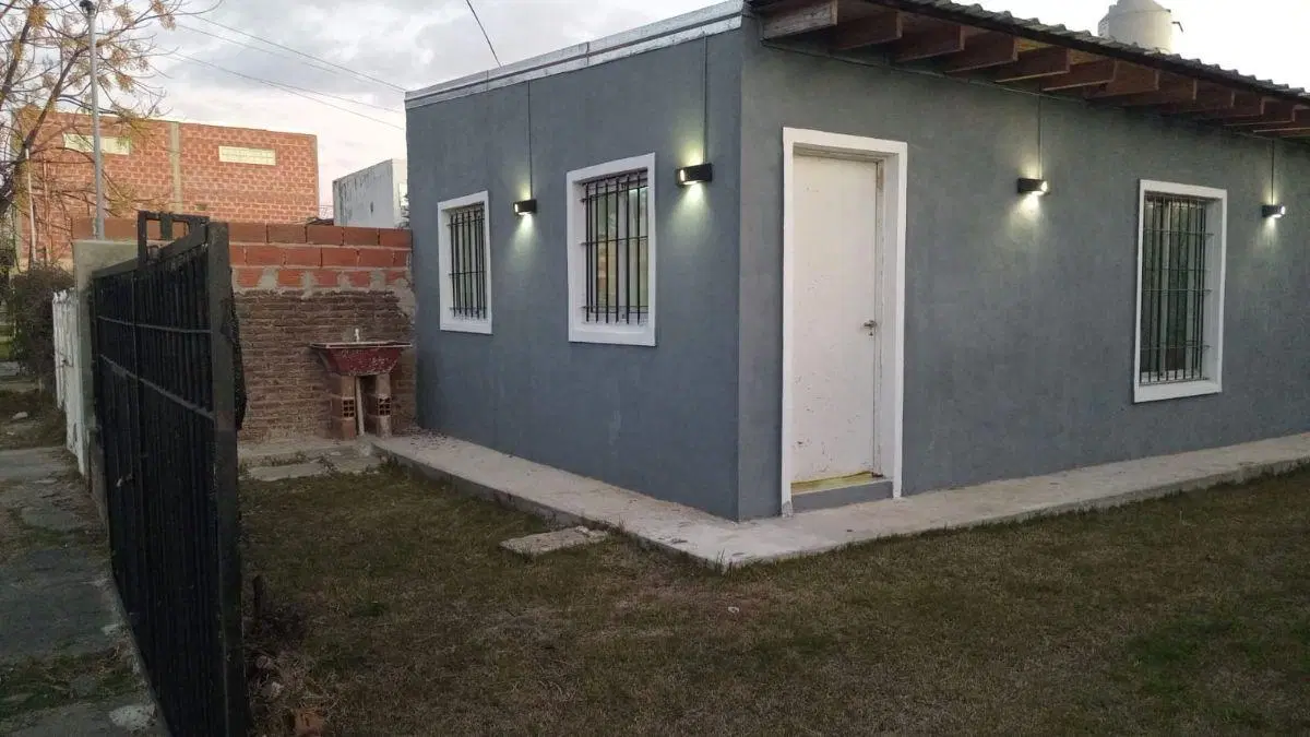 Departamento tipo casa, 2 ambientes en Monte Grande 5