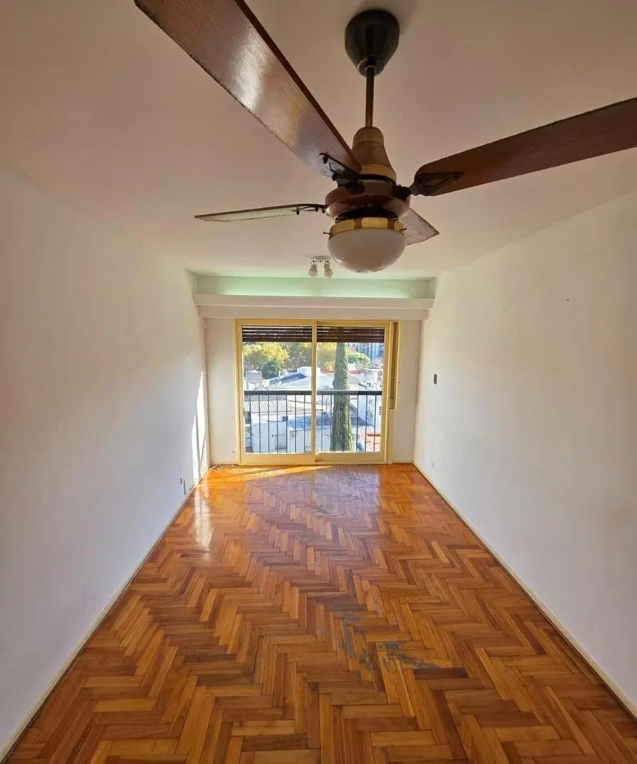 Departamento en Flores 2