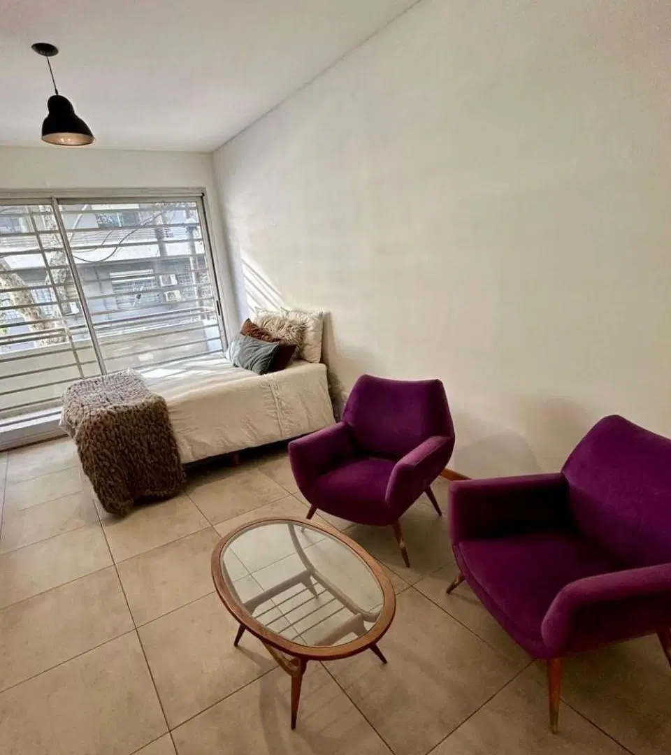 Departamento en Colegiales, Buena oportunidad con aun mejor ubicación. 3