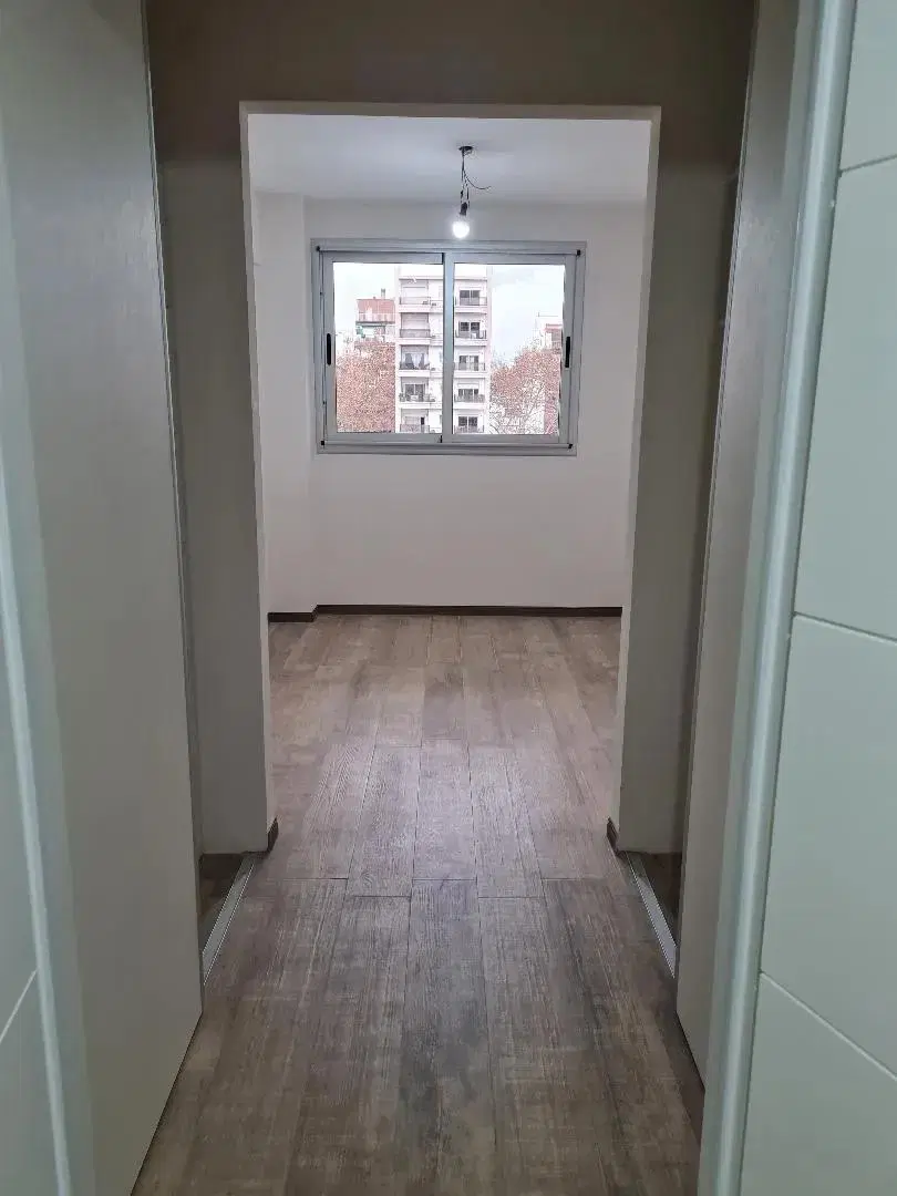 Luminoso Departamento de 2 Ambientes con Vestidor y Baño en Suite, Perfecto para Inversión 4