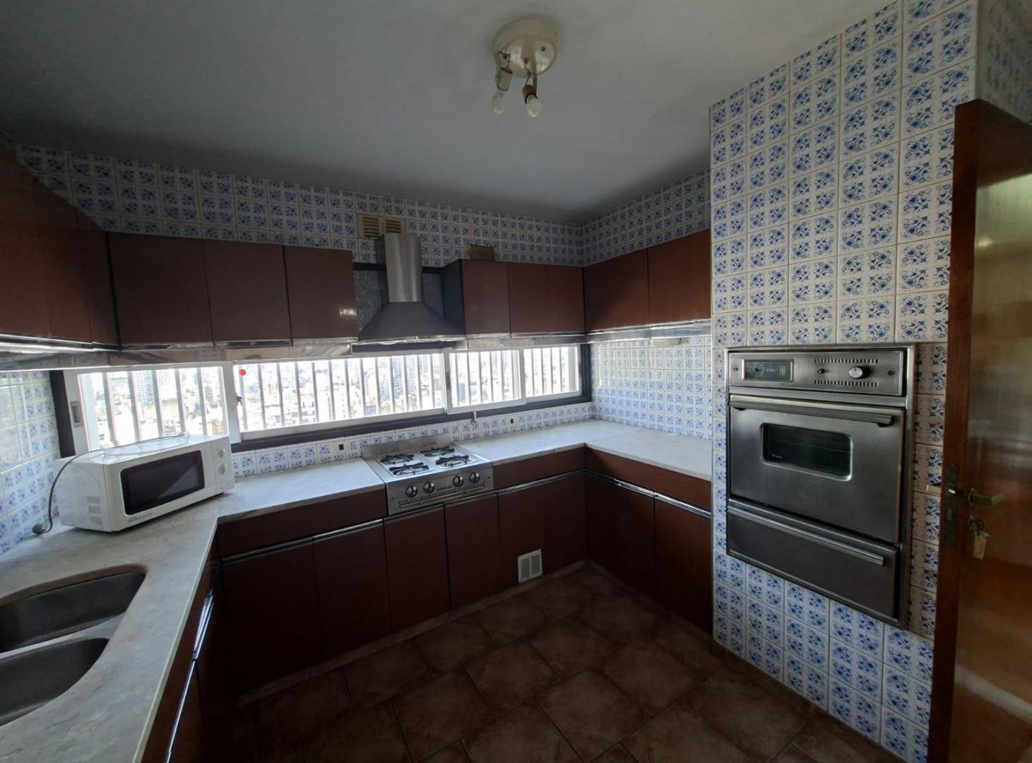 Foto de Departamento en San Nicolás con Dependencias, Baulera y Cochera., imagen 3