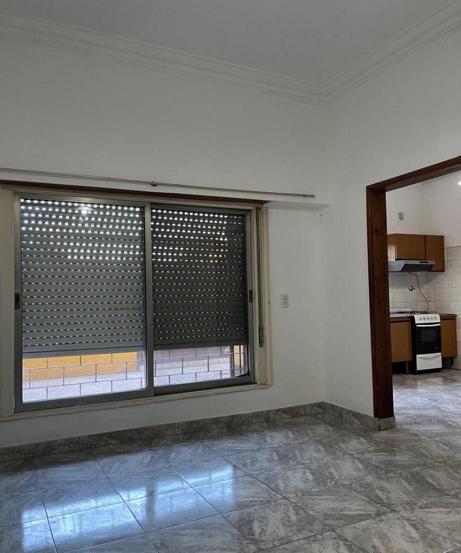 Foto de V. Adelina (Amancio Alcorta 3965) Ph 3 ambientes con patio. Planta baja, imagen 3