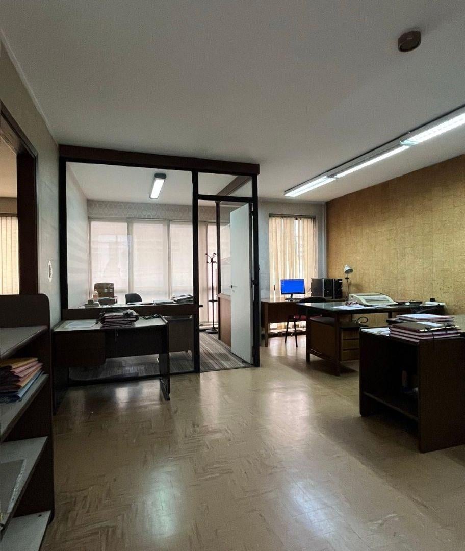 Foto de San Martín (Sarmiento 1955) Oficinas. 3 despachos. Sala de reunion. 3, imagen 3