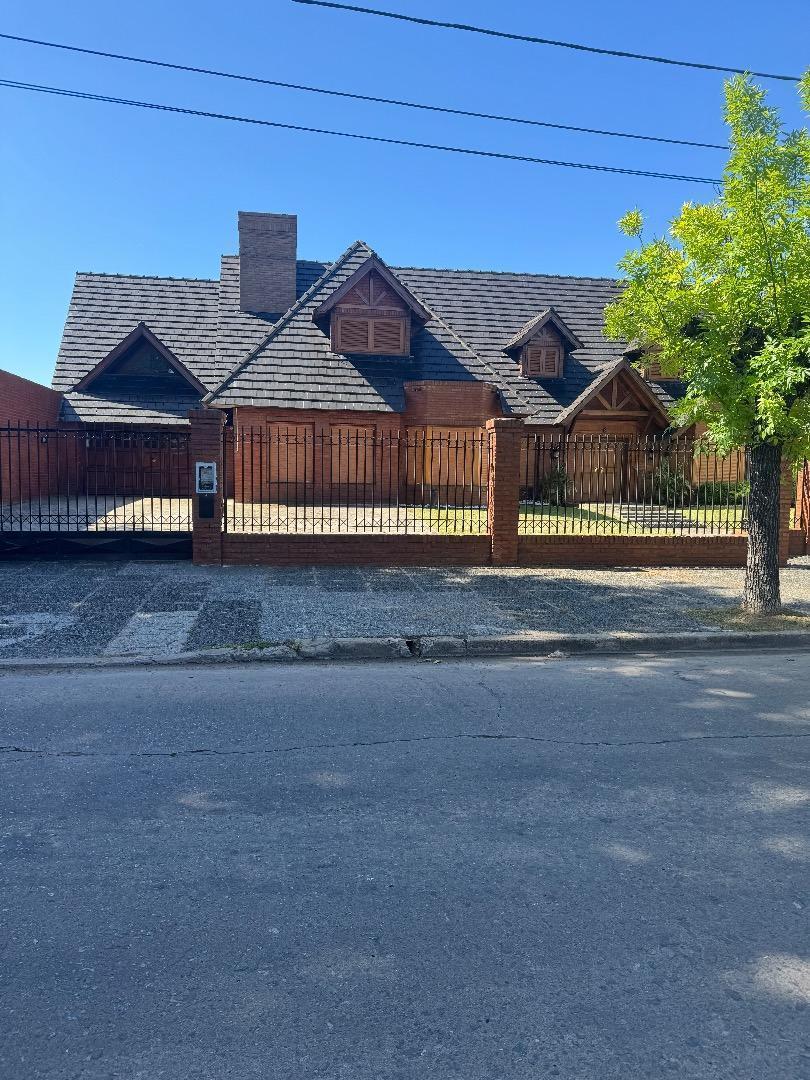 Foto de Casa en venta Emilio Mitre 700. Villa Sarmiento, imagen 3