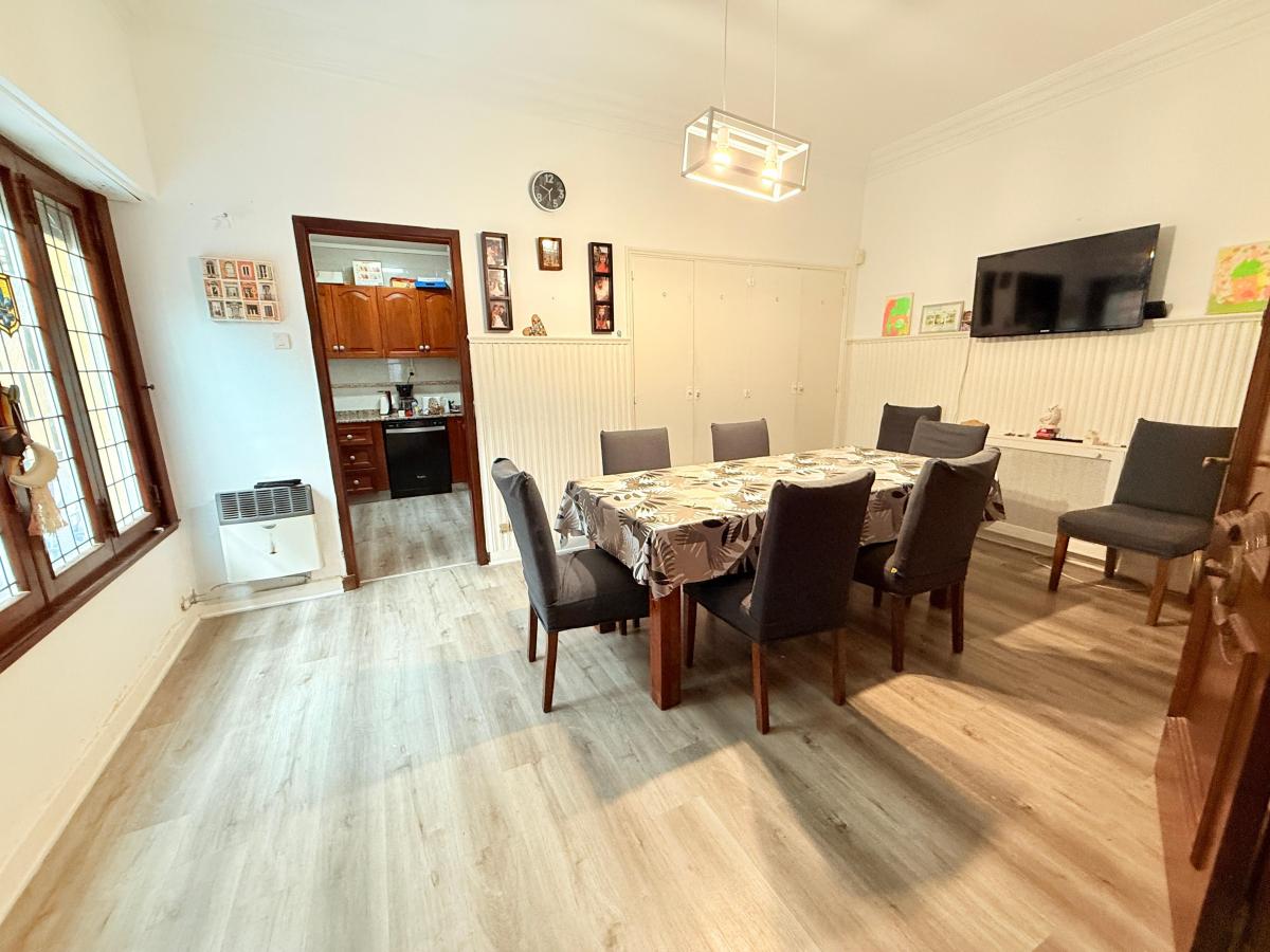 Venta PH de 6 Ambientes con Entrada Independiente en Villa Urquiza 5