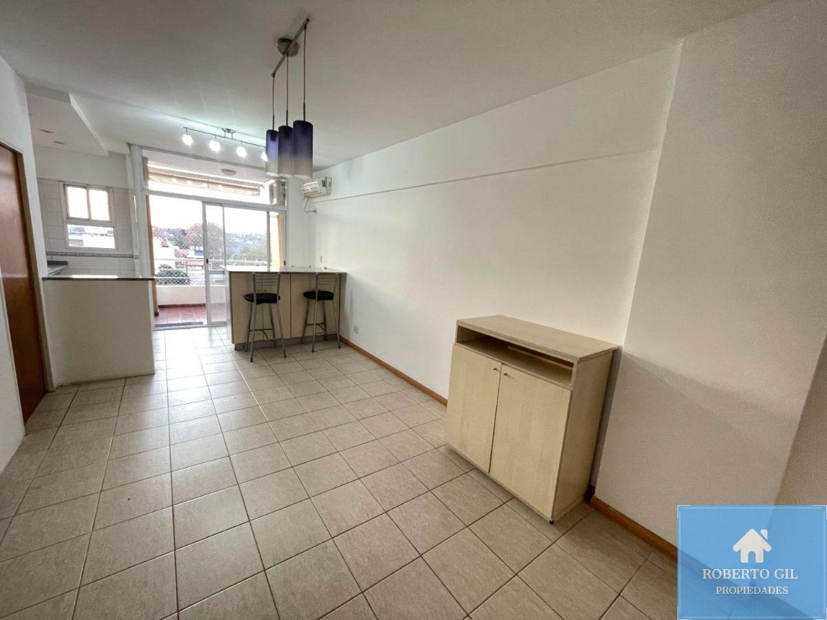 Foto de Alquiler Departamento 2 Ambientes con Balcon en Villa Urquiza, imagen 2