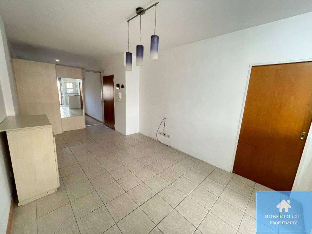 Foto de Alquiler Departamento 2 Ambientes con Balcon en Villa Urquiza, imagen 4