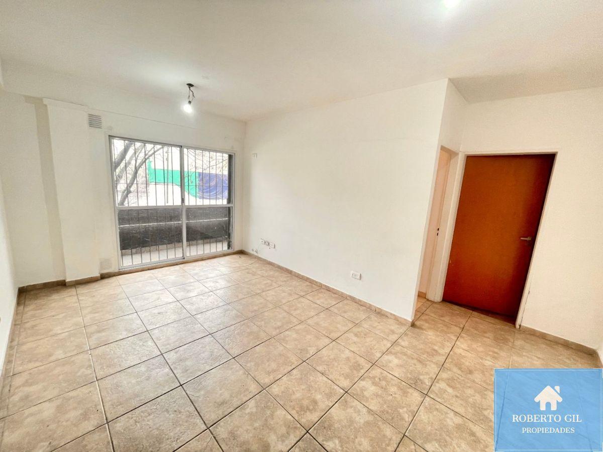 Foto de Alquiler Departamento 2 Ambientes con Balcon en Villa Urquiza, imagen 2