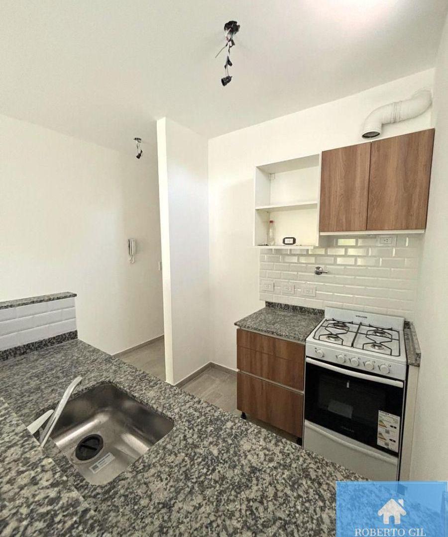 Foto de Venta Departamento 2 ambientes en Villa Real, imagen 2