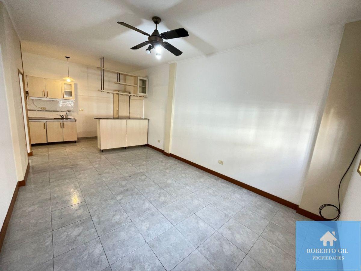 Foto de Alquiler PH 2 Ambientes con Patio en Villa Urquiza, imagen 1