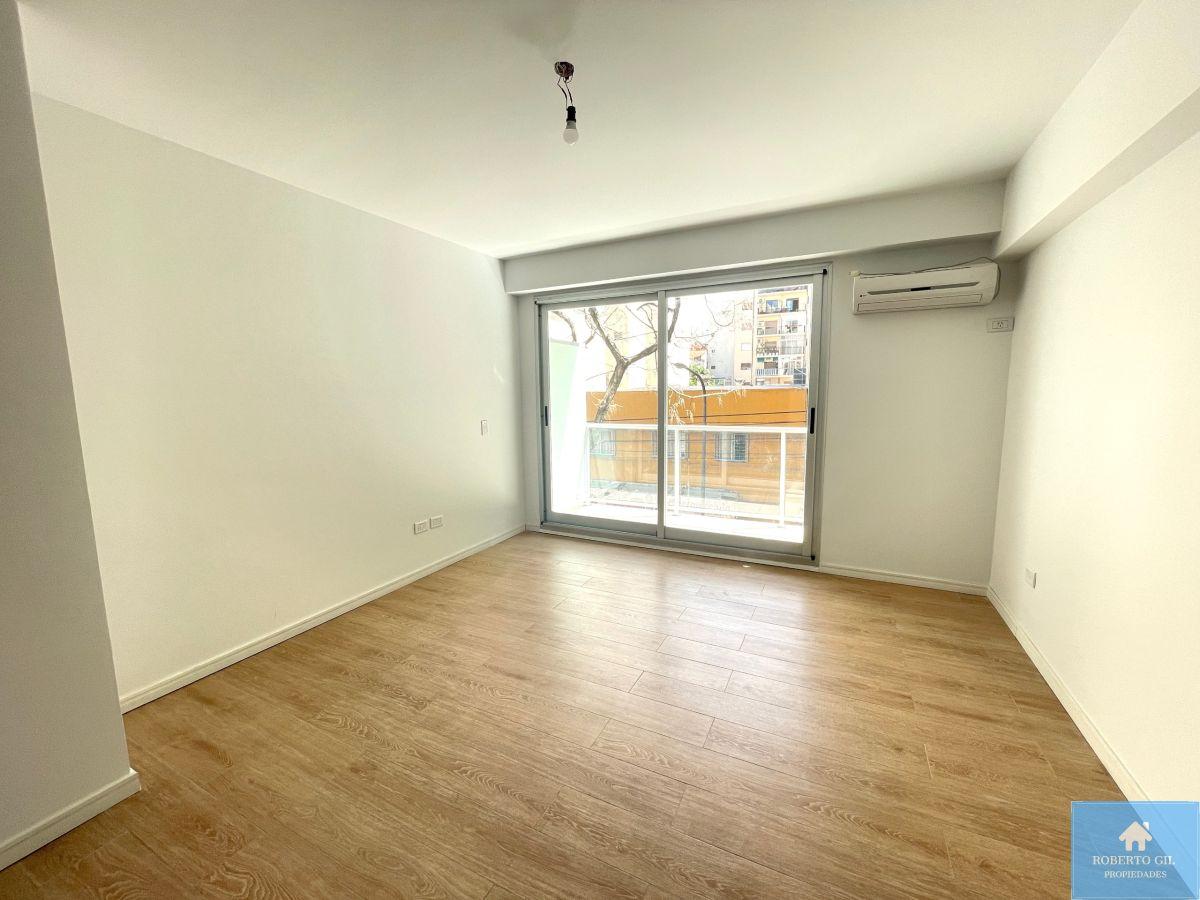 Foto de Alquiler Departamento 2 Ambientes con Balcon en Belgrano., imagen 3