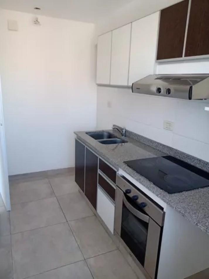 Foto de Venta Departamento 2 Amb con Balcón en Marcos Sastre 2800 Villa del, imagen 3
