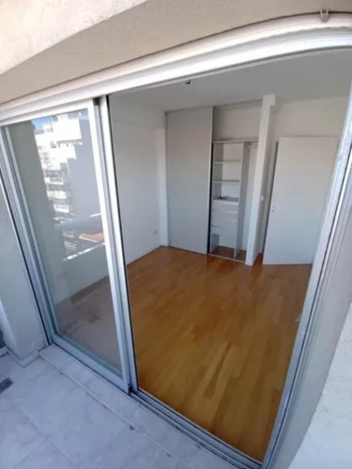 Foto de Venta Departamento 2 Amb con Balcón en Marcos Sastre 2800 Villa del, imagen 4