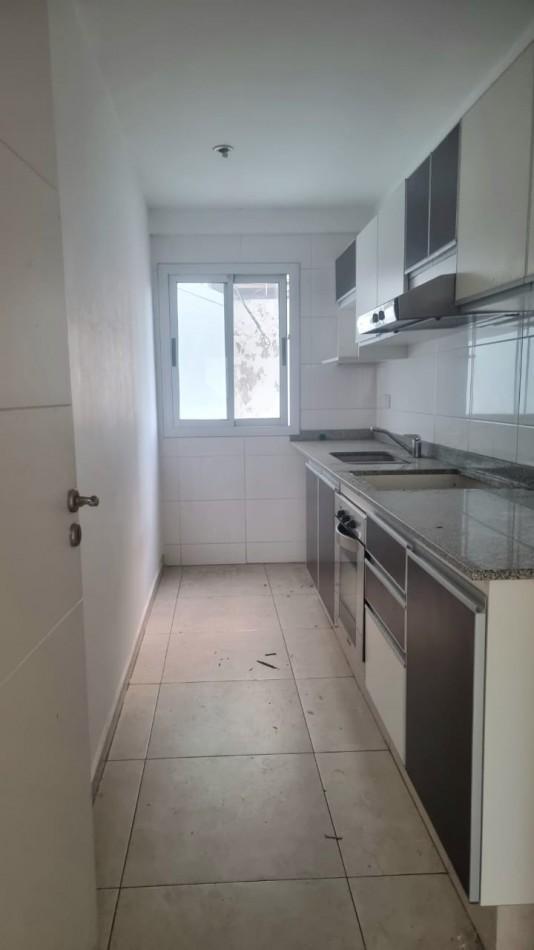 Venta Depto 3 Amb en Marcos Sastre 2800 Villa del Parque 2