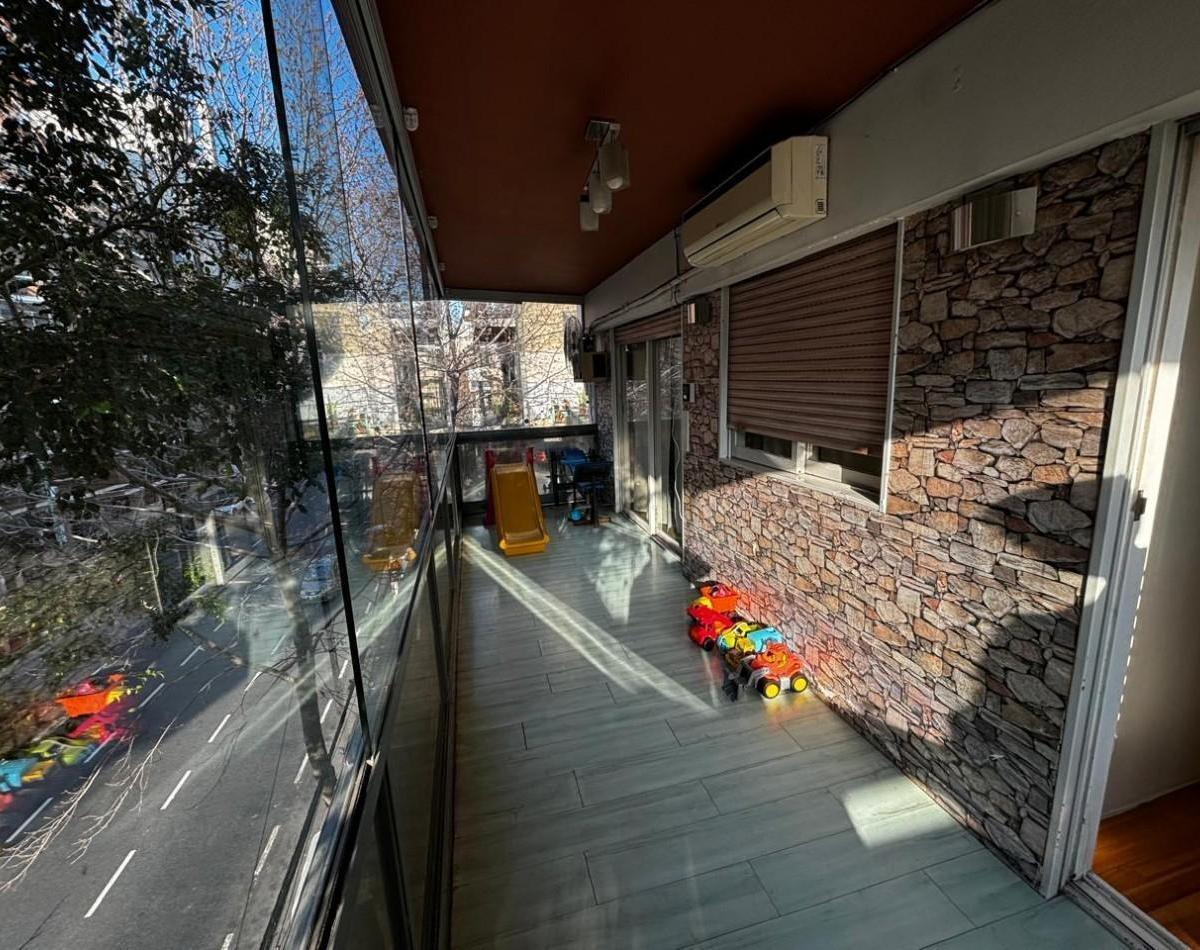 Venta Departamento 3 Ambientes con Cochera en Caballito 4