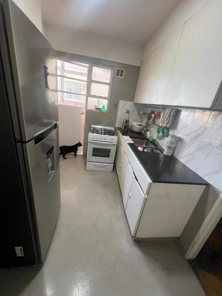 Depto de 3 amb con balcon y cochera en Cerrito 1500, Retiro.