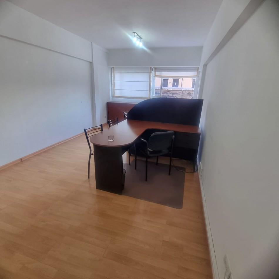 Foto de En Venta Monoambiente con cochera Esmeralda 600, San Nicolas, imagen 3