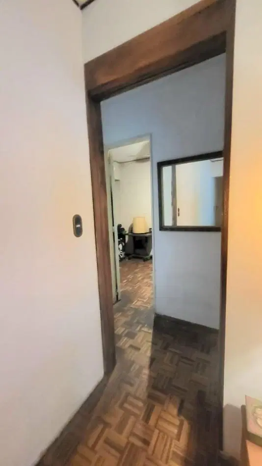 Departamento en Venta 3 ambientes al Frente con Balcon en Caballito 4