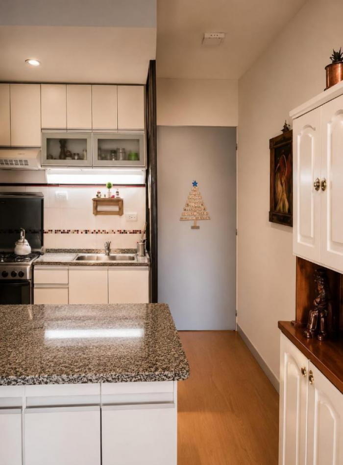Foto de En venta Depto de 2 amb con cochera y Baulera en Parque Chacabuco, imagen 4