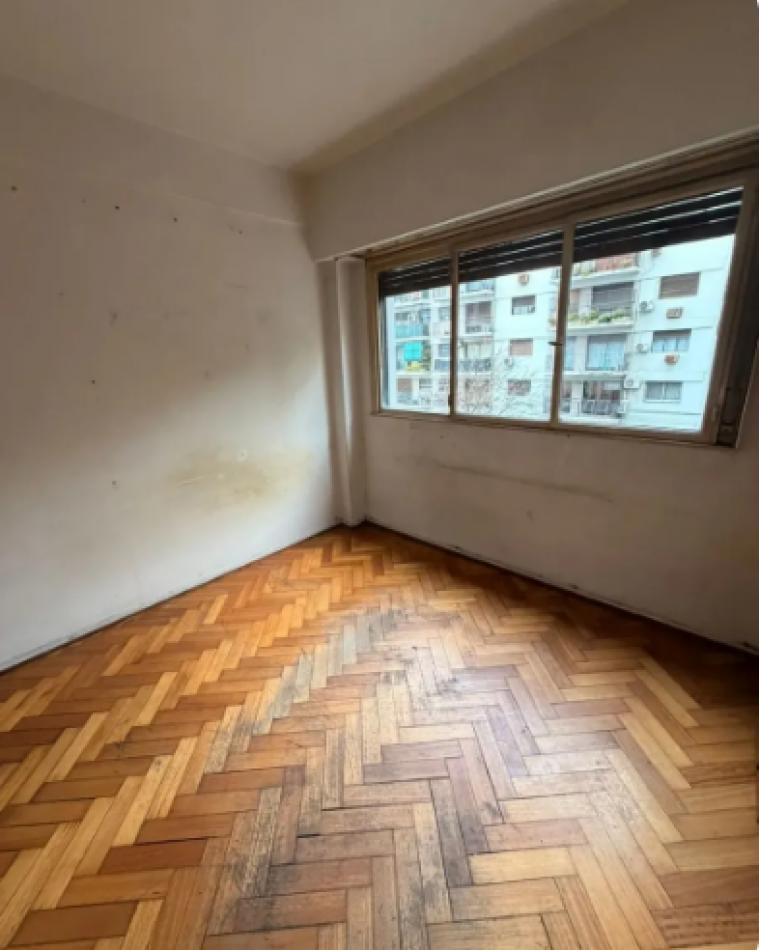 Foto de Oportunidad Inversor A Refaccionar 3 Amb Con Balcon Al Frente 76 M2, imagen 1