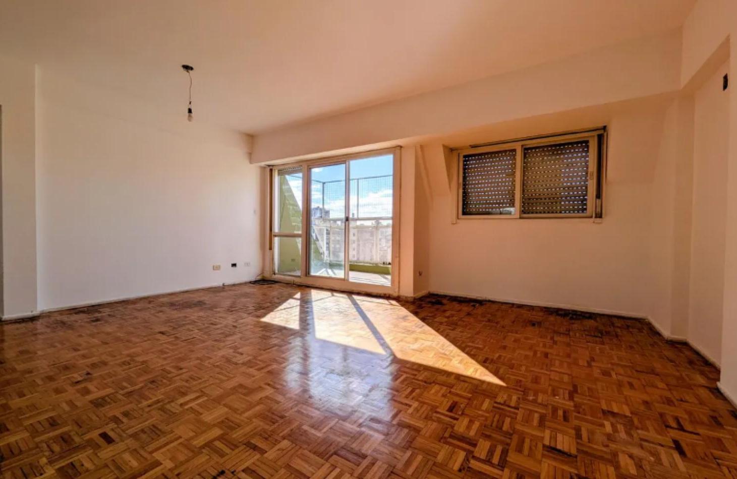 Foto de En venta Depto de 3 amb al frente con Balcon y Baulera en Balvanera, imagen 5