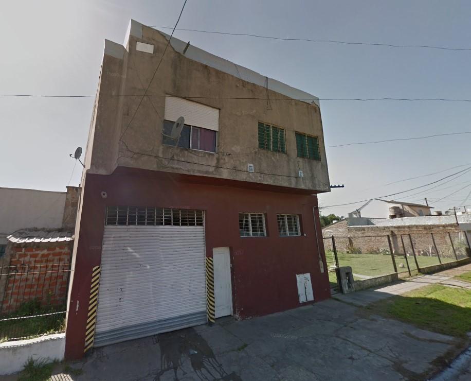 Galpón con Oficinas Lote 10 X 42 3