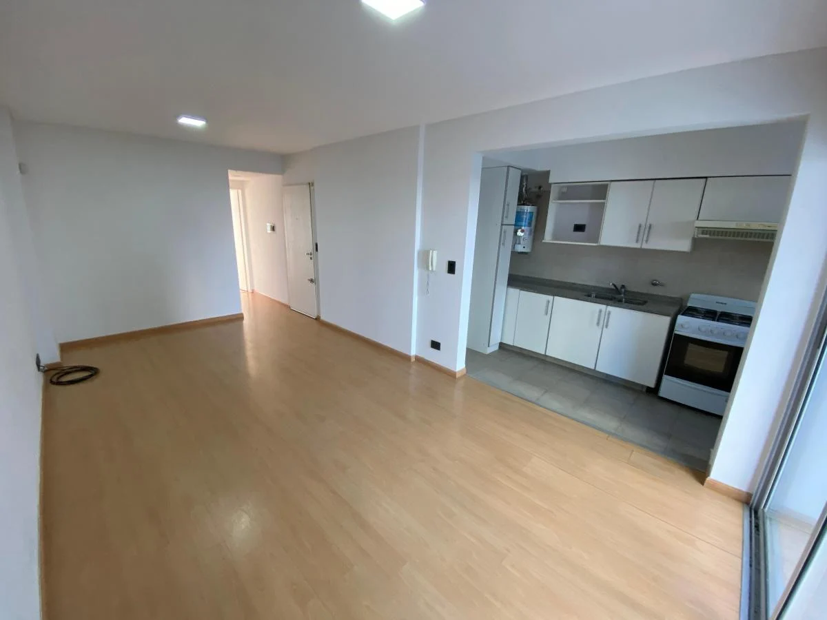 DEPARTAMENTO 2 AMBIENTES AL FRENTE