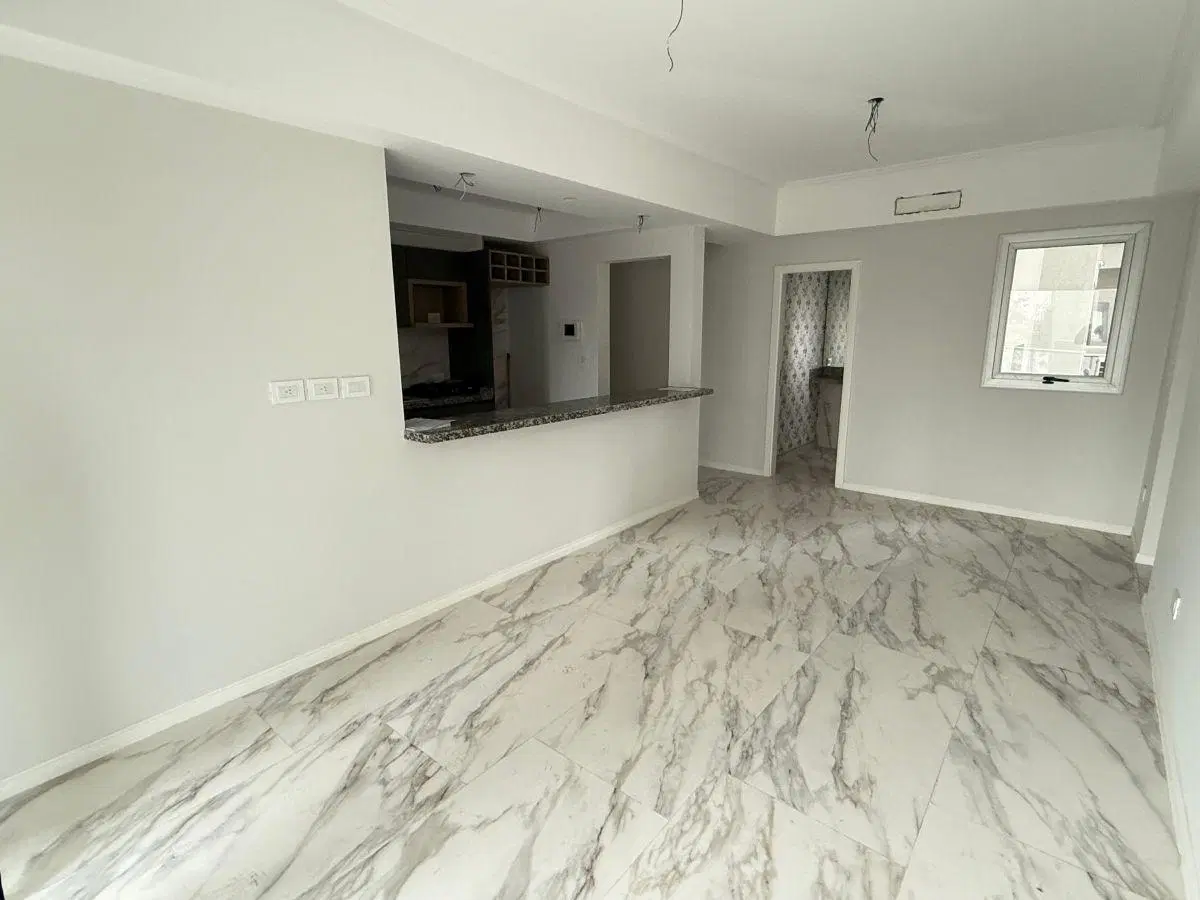 Departamento en alquiler de 2 ambientes Torre Le Chateau II. 3
