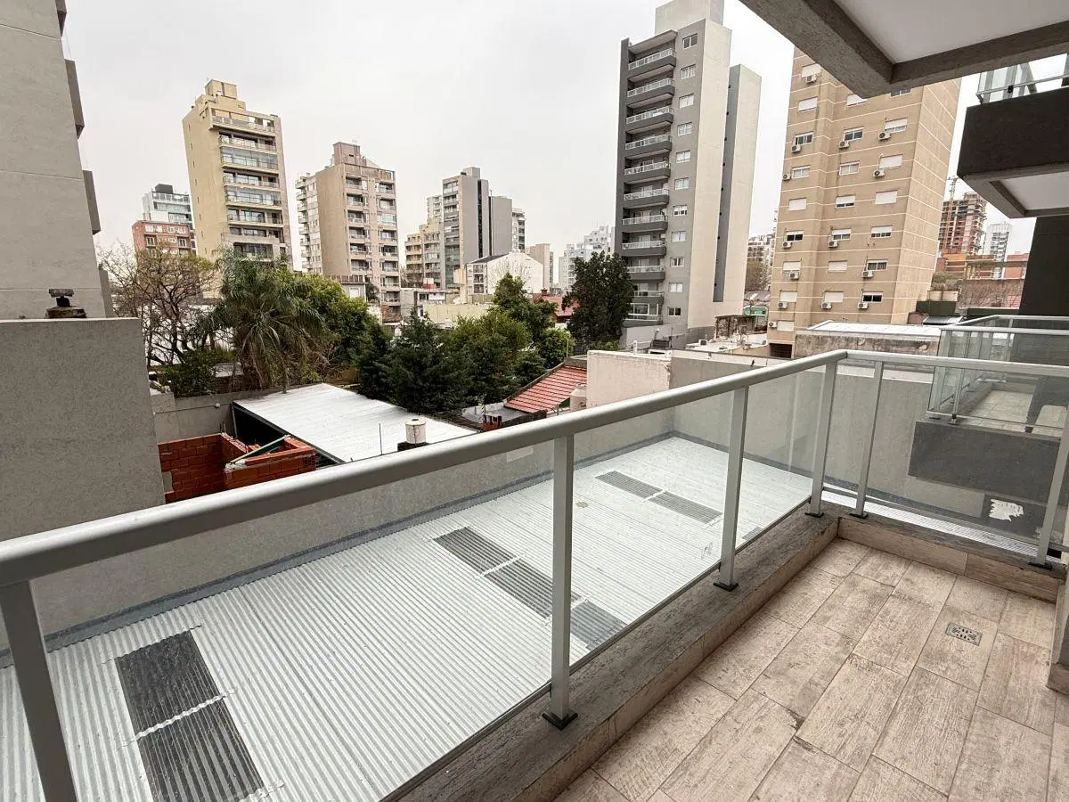 Departamento en alquiler de 2 ambientes Torre Le Chateau II. 2