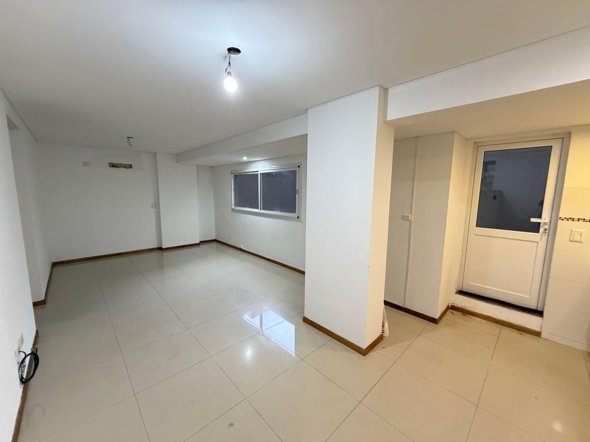Foto de DEPARTAMENTO 2 AMBIENTES EN ALQUILER, imagen 2