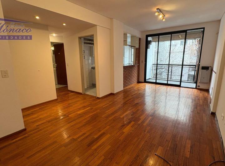 Excelente S/Piso 2 amb con cochera fija desc. Fte Balcon 1