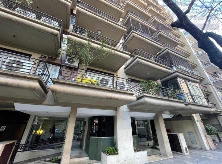 1 amb con balcon terraza.- Edif con Pileta y SUM 1
