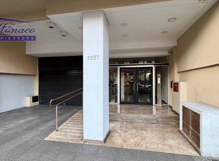 Monoambiente moderno en piso alto 1