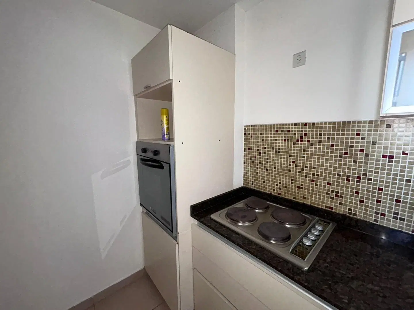 Excelente 2 amb con balcón y parrilla propia. Edif con Sum 5