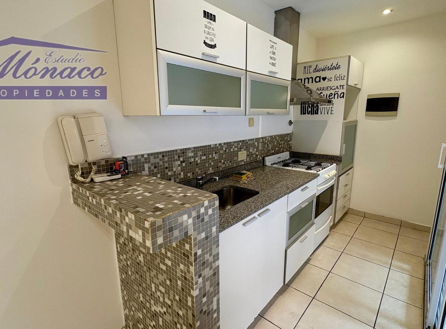 Foto de Hermoso 2 ambientes con patio! Edif con SUM/Parrilla, imagen 4