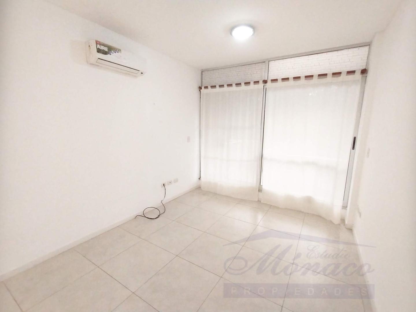 Foto de 2 amb fte semipiso con balcon. Edif con Piscina y Parrilla.-, imagen 3