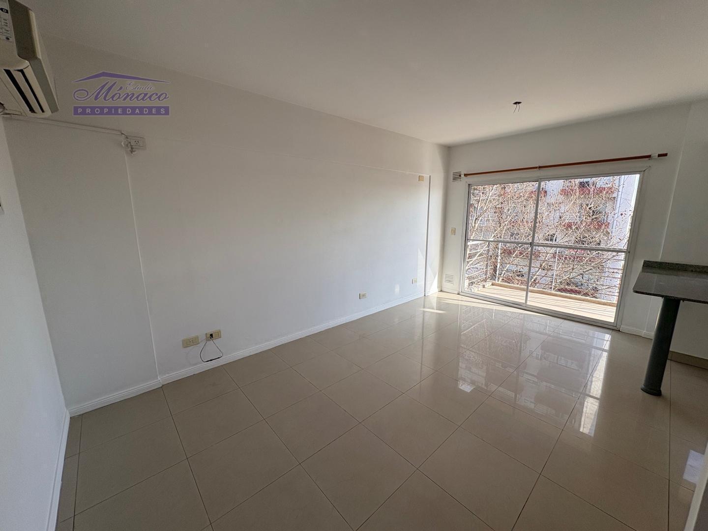 Foto de Excelente 2 amb con balcón al frente, imagen 4