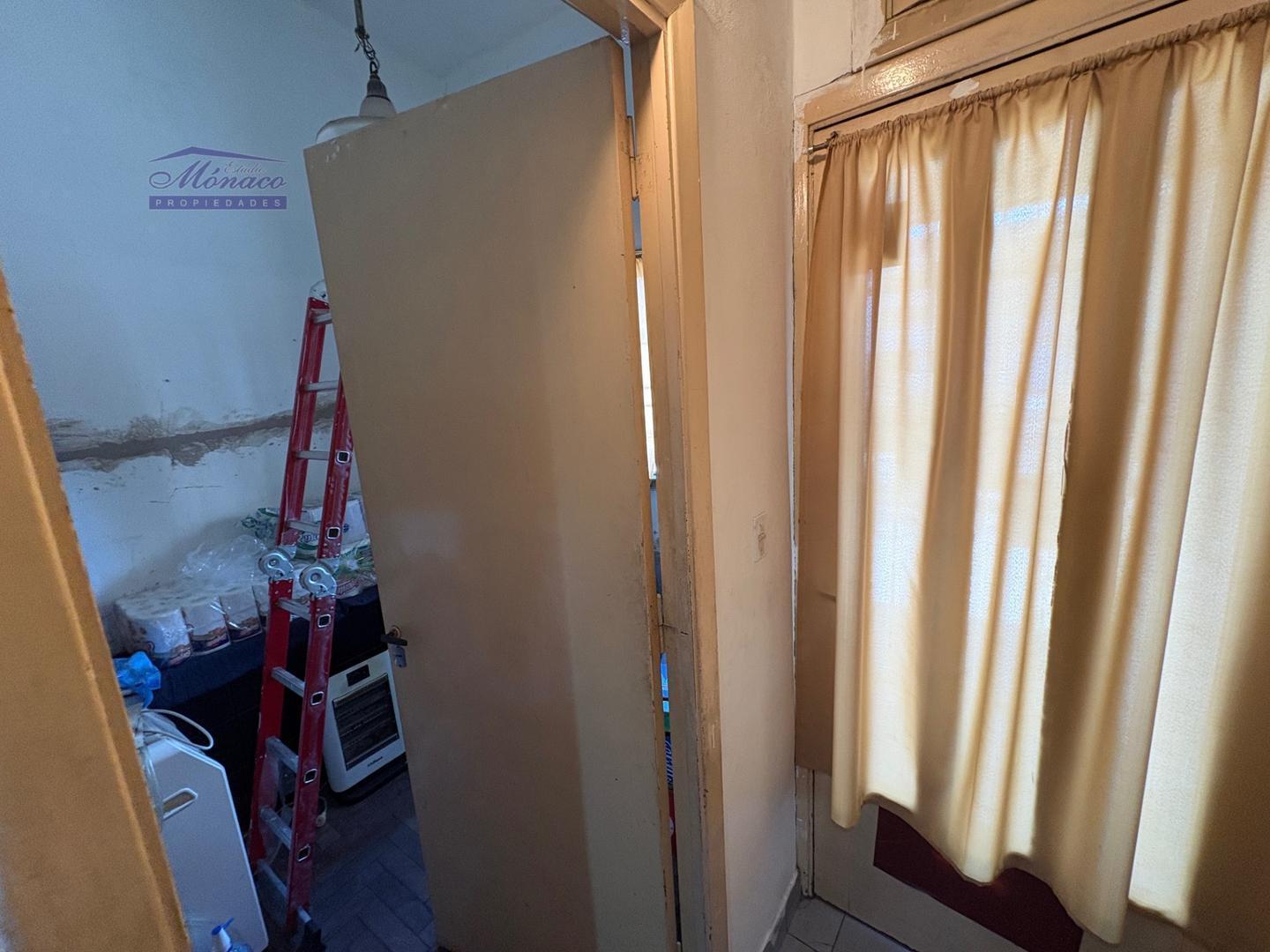 Foto de Casa a refaccionar/ oportunidad de desarrollo, imagen 2
