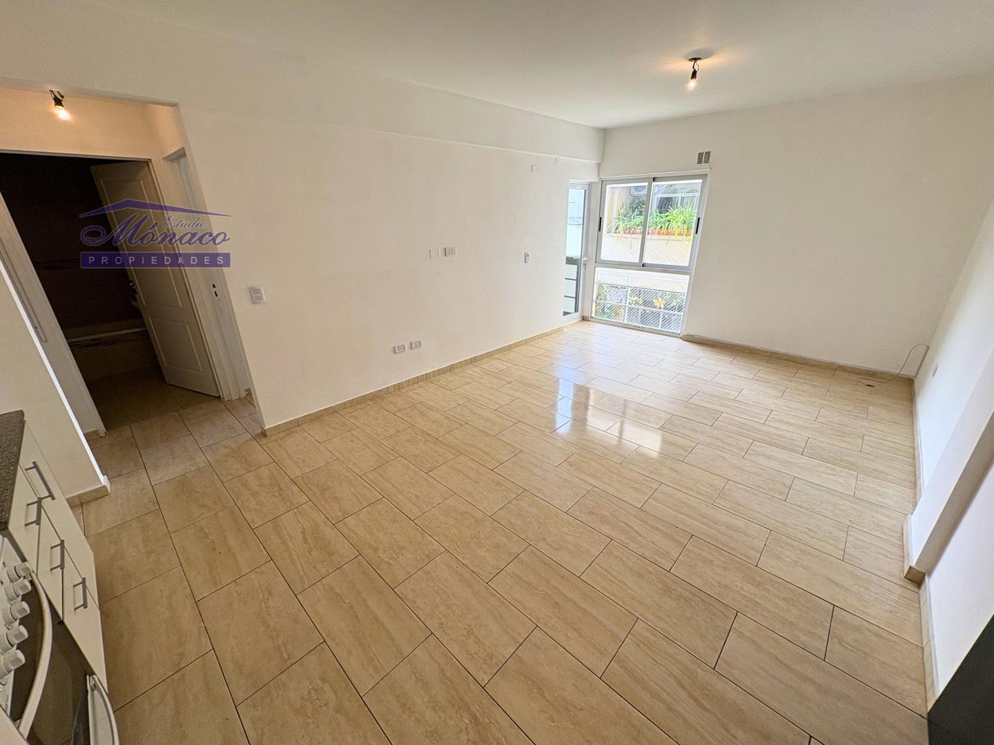 Foto de 2 AMB LATERAL CON BALCON., imagen 5