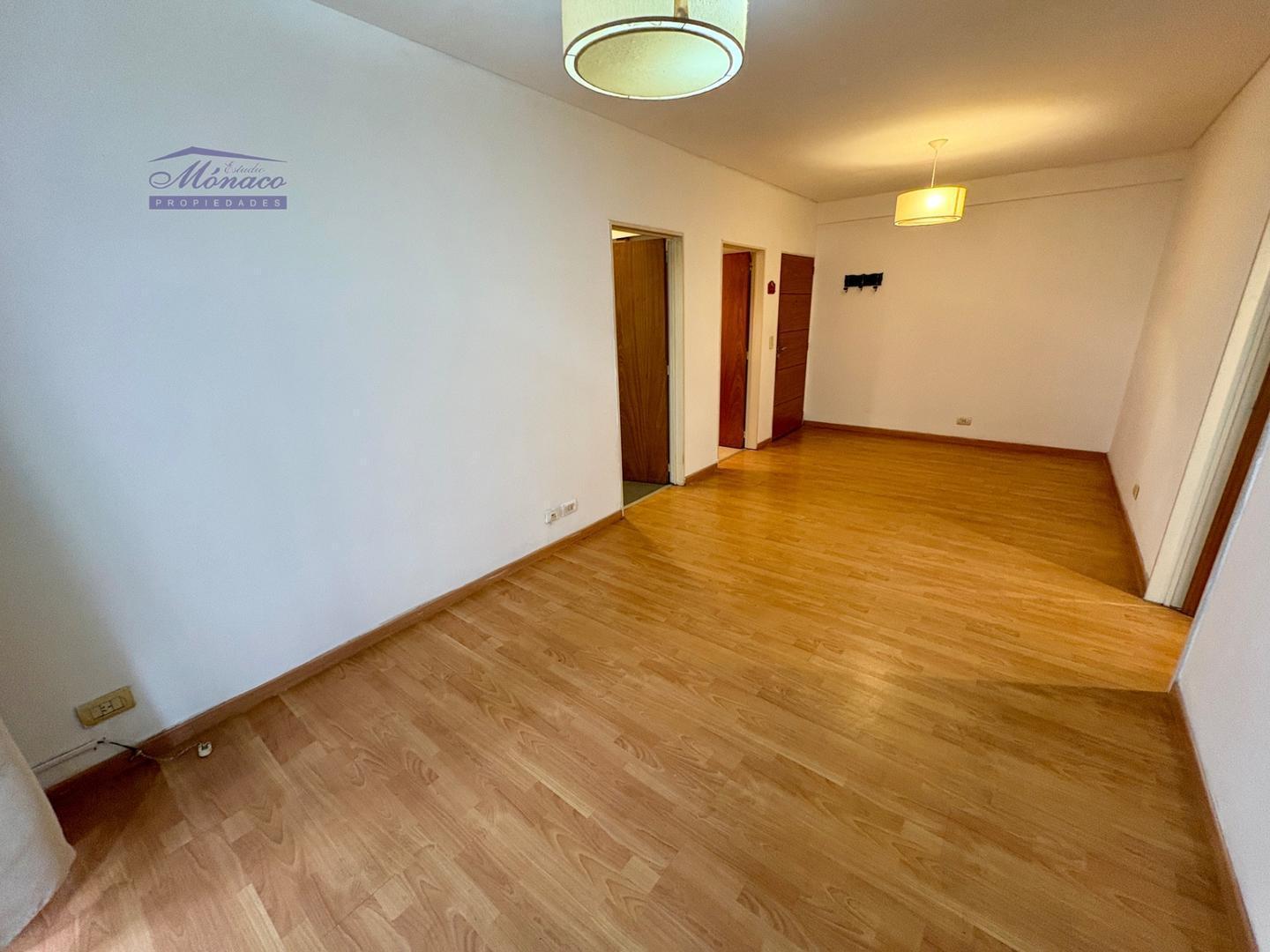 Foto de 2 amb. frente con balcón. Categoria Full Amenities, imagen 5