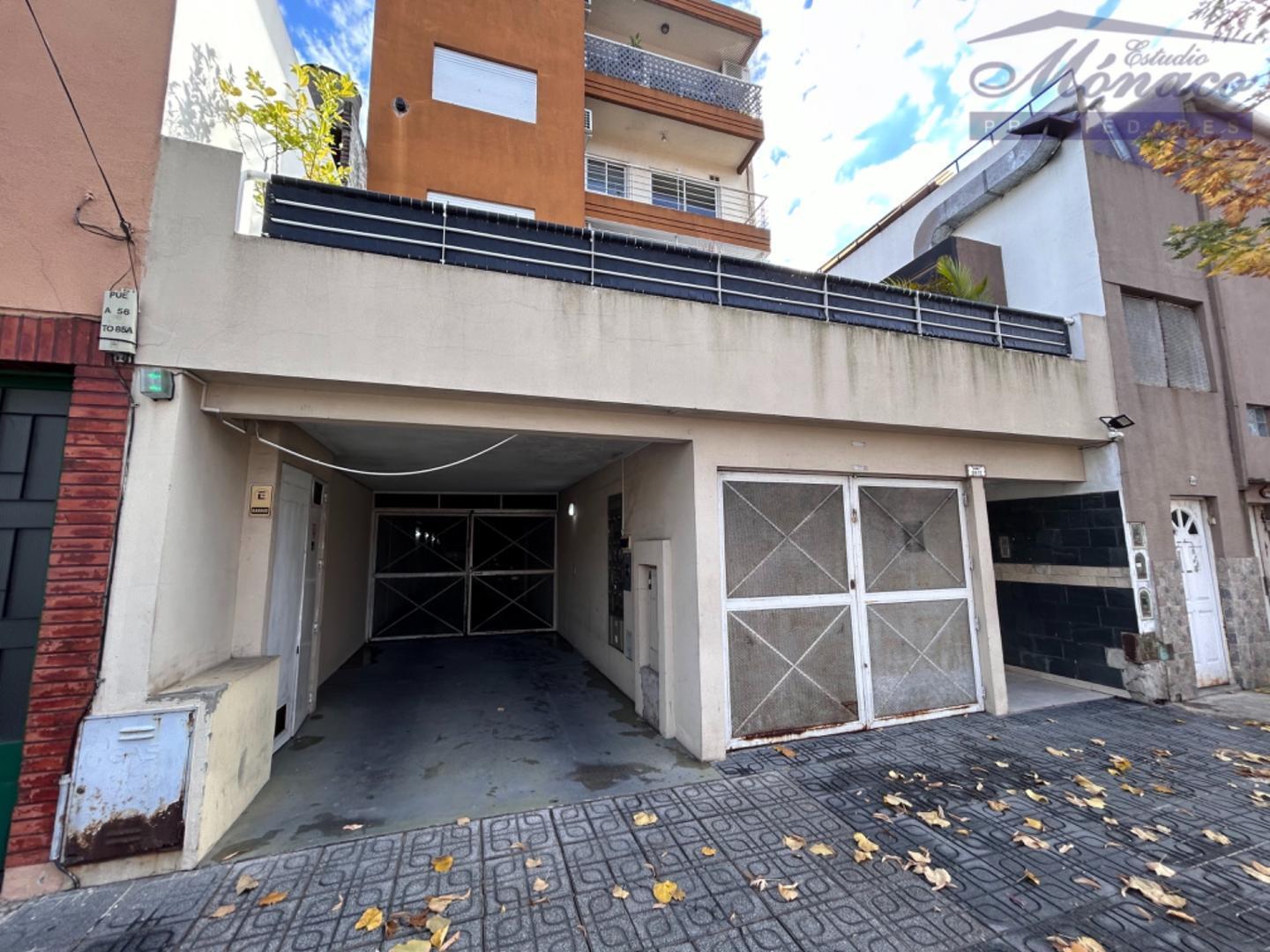 Foto de Excelente Cochera Cubierta, Amplia y Facil acceso..-, imagen 5