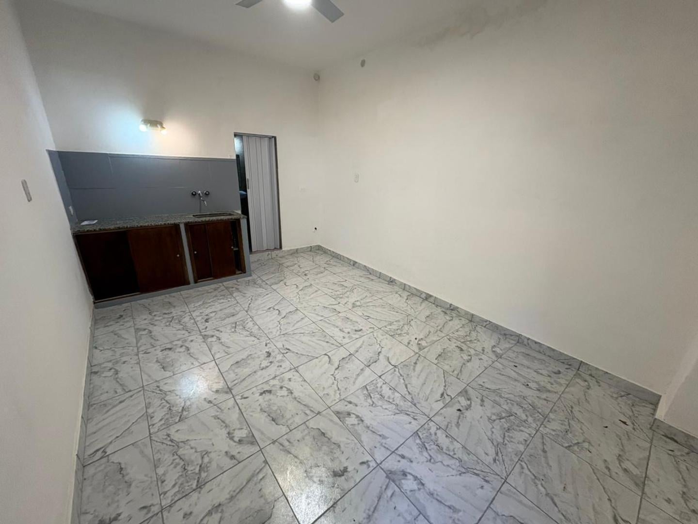 Foto de 1 amb. al fte. Apto local o vivienda, imagen 5